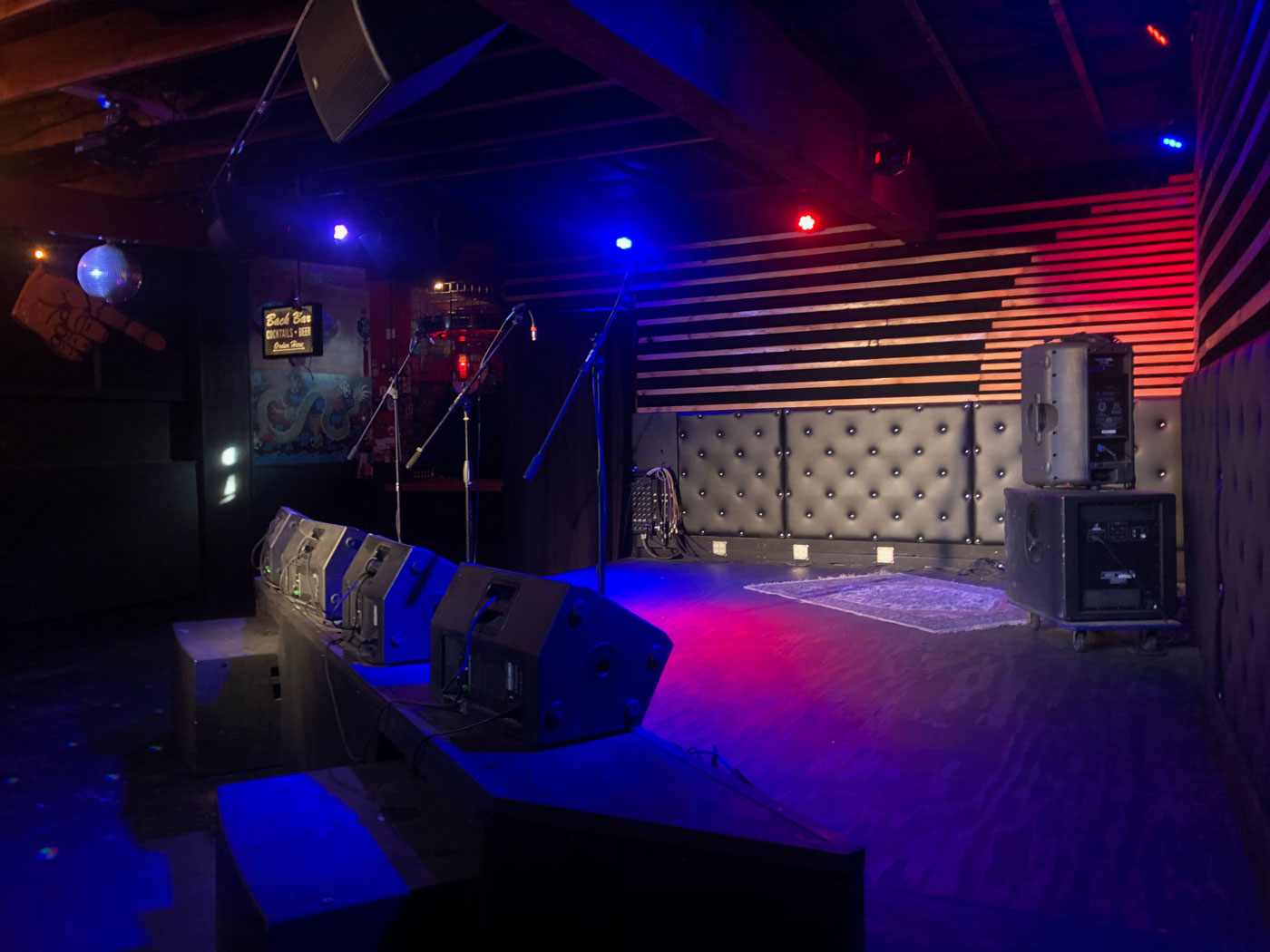 Sunset Tavern Live Room & Backstage